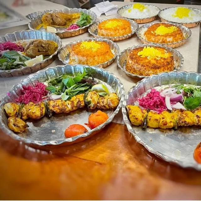 سینی کباب و برنج شاطر عباس